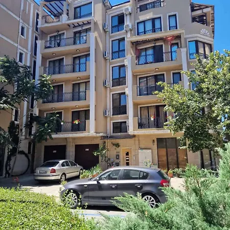 Pomorie City Apartments
